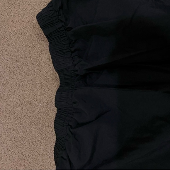 Nwot Playboy Women's Black and White baggy windbreaker pants sz small - Picture 6 of 7